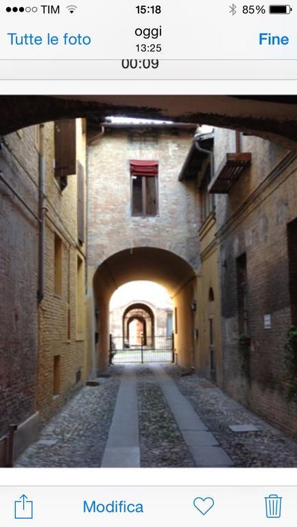 In Un Borgo Nel Centro Storico Lägenhet Bologna Rum bild